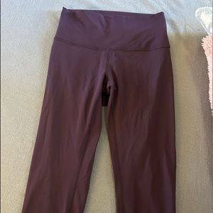 purple lulu leggings! size 4